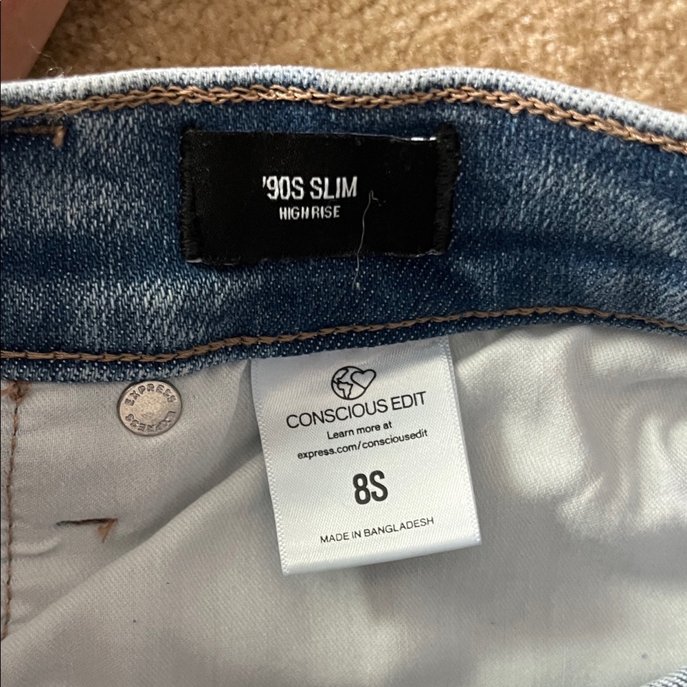 Express Women's Light Blue Straight Slim Highrise Leg Jeans 8 Short - Picture 6 of 6